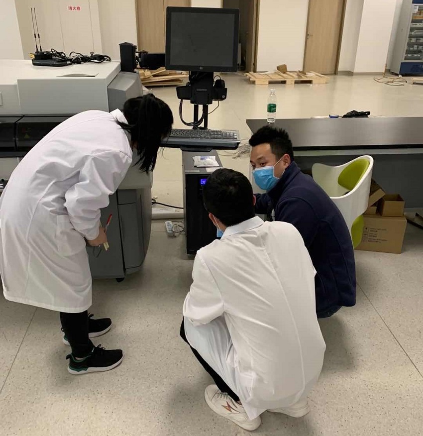 水思源檢驗(yàn)科純水設(shè)備